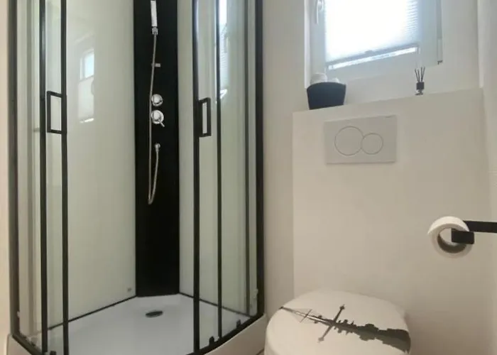 בית נופש Sonnenschein By Interhome *